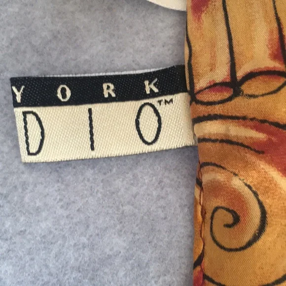 New York Studio 100% Silk Scarf - Picture 11 of 13
